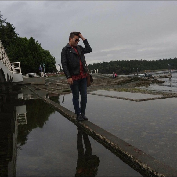 Meet your Posher, Mario - Picture 1 of 1